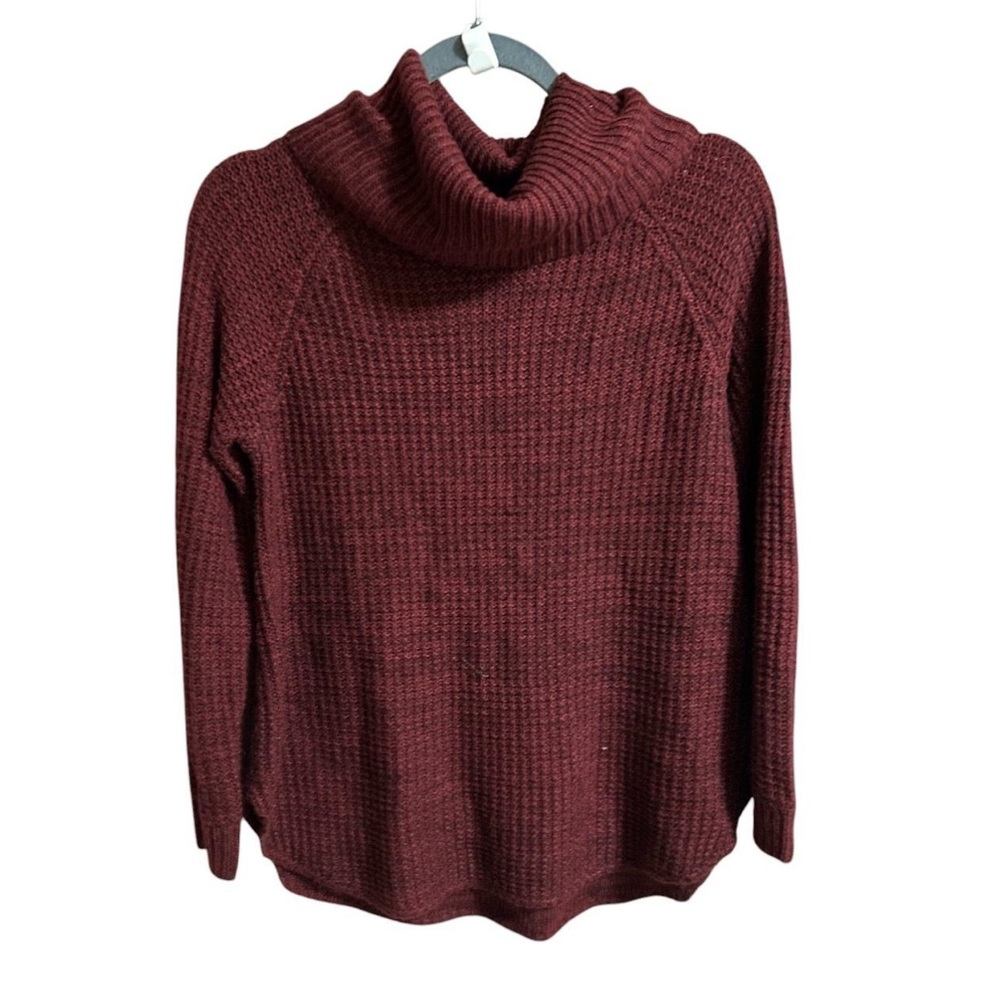 Burgundy knit lightweight, super soft turtleneck sweater